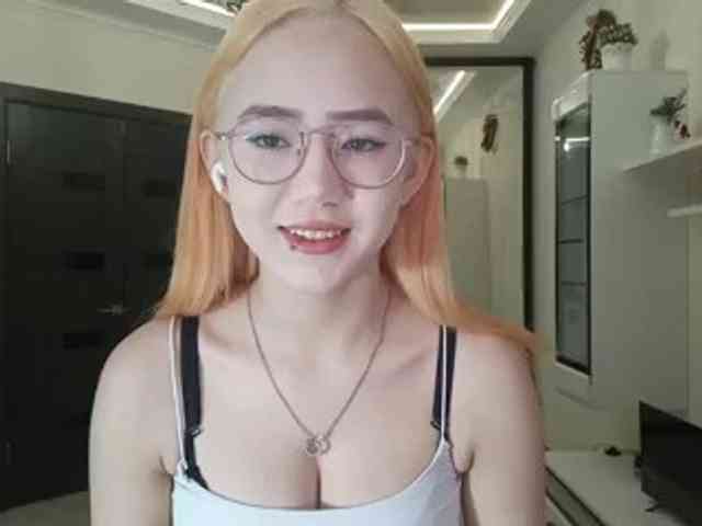 MyrleHenggeler webcam