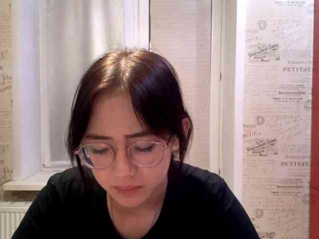 MyrleHenggeler webcam
