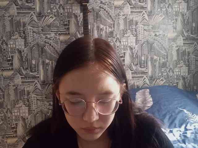 MyrleHenggeler webcam