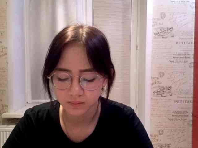 MyrleHenggeler webcam