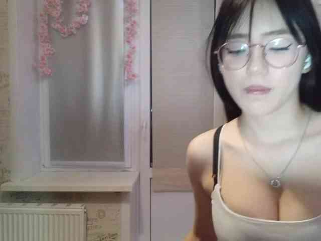 MyrleHenggeler webcam