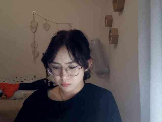 MyrleHenggeler webcam