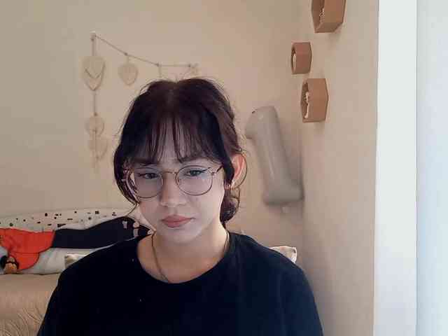 MyrleHenggeler webcam
