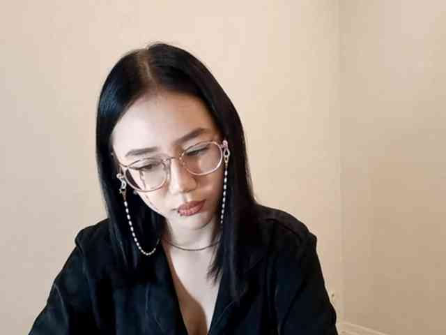 MyrleHenggeler webcam