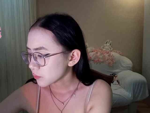MyrleHenggeler webcam