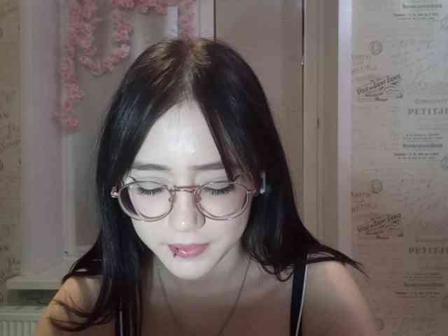 MyrleHenggeler webcam