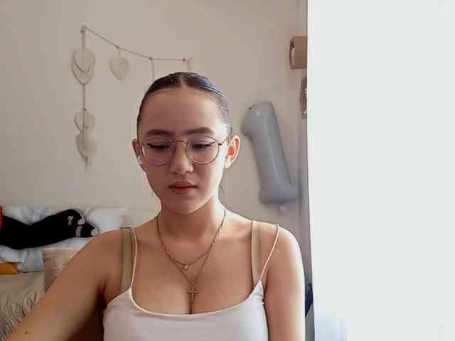 MyrleHenggeler Sex Cam Show