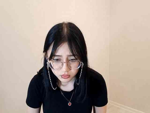 MyrleHenggeler webcam