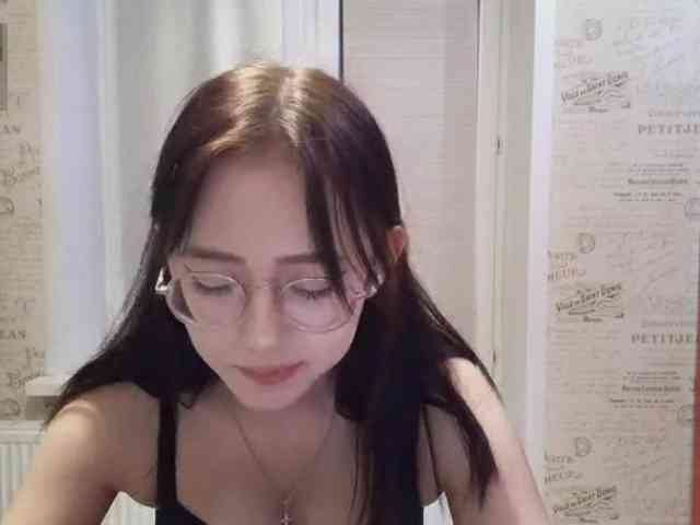 MyrleHenggeler webcam