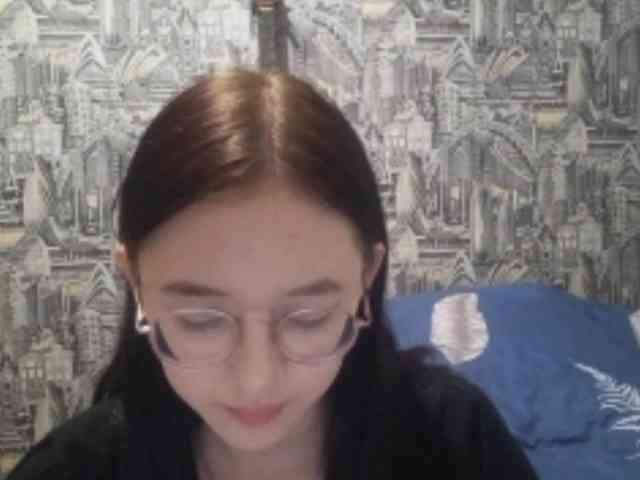 MyrleHenggeler webcam