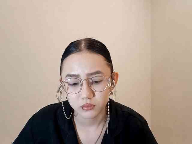 MyrleHenggeler webcam