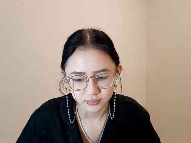 MyrleHenggeler webcam