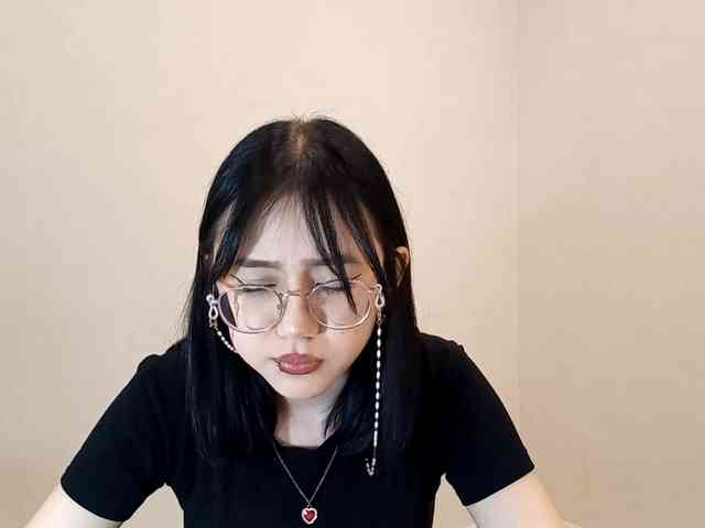 MyrleHenggeler webcam