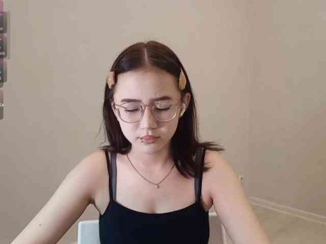MyrleHenggeler webcam