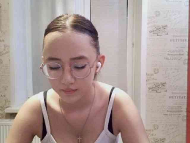 MyrleHenggeler webcam