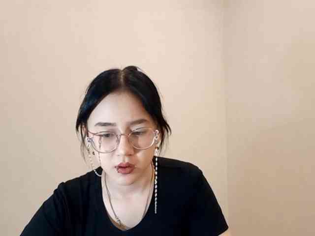 MyrleHenggeler webcam