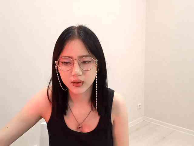 MyrleHenggeler webcam