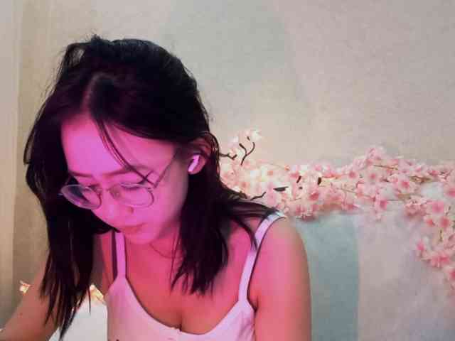MyrleHenggeler webcam