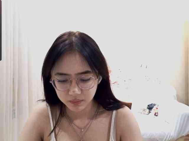 MyrleHenggeler webcam
