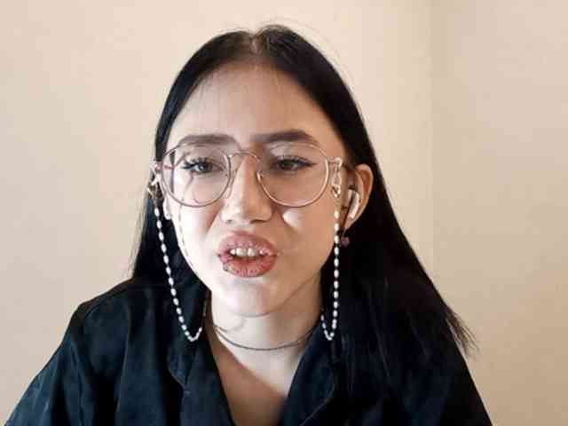 MyrleHenggeler webcam