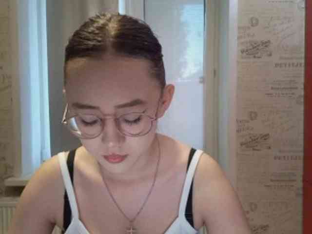MyrleHenggeler webcam