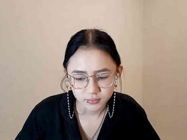 MyrleHenggeler webcam