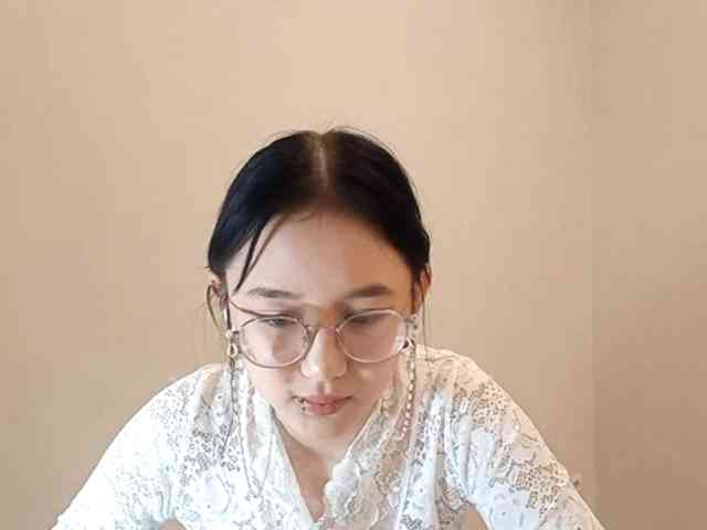 MyrleHenggeler webcam