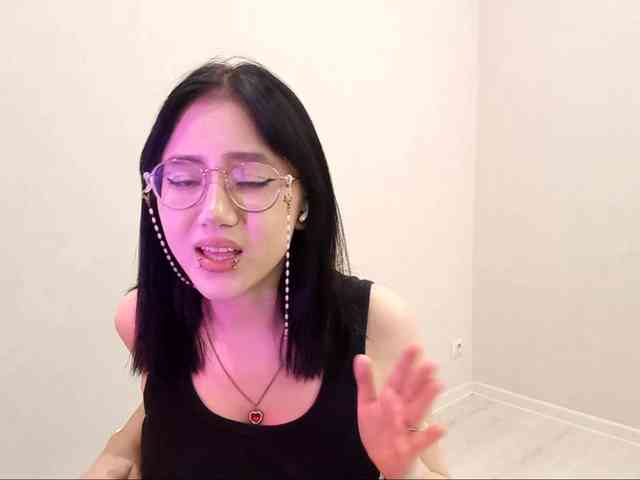 MyrleHenggeler webcam