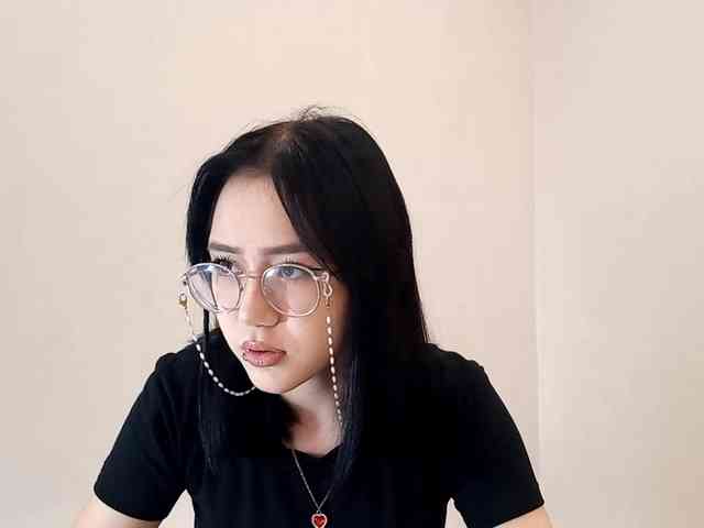 MyrleHenggeler webcam