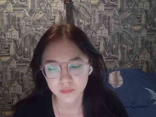 MyrleHenggeler webcam