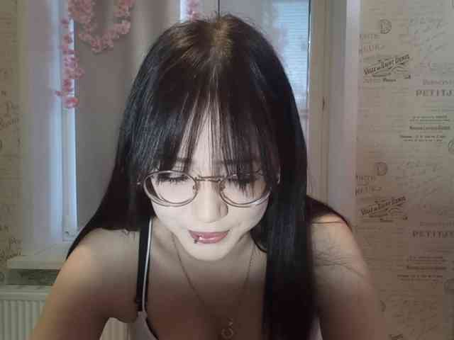 MyrleHenggeler webcam
