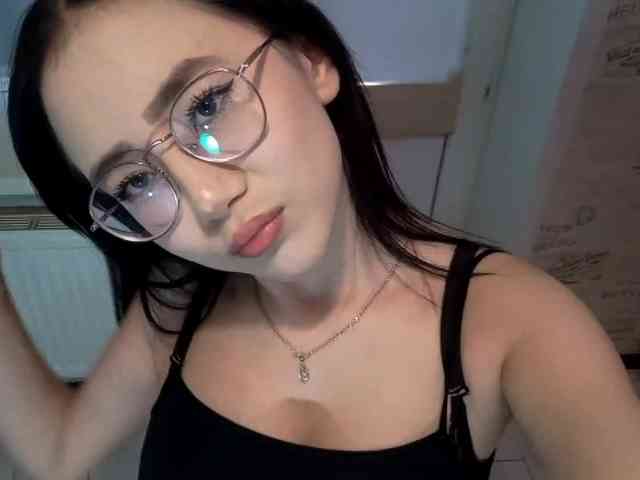 MyrleHenggeler webcam