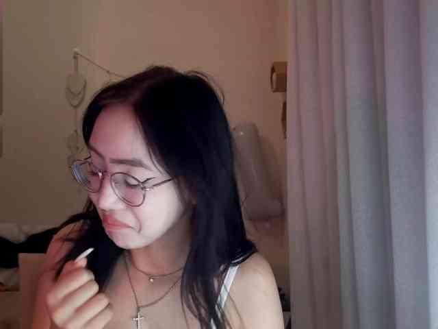 MyrleHenggeler webcam