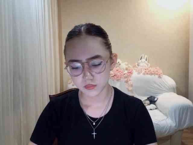MyrleHenggeler webcam