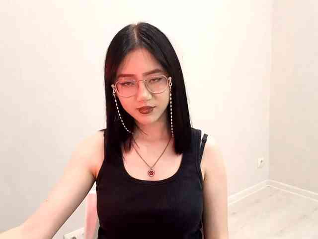 MyrleHenggeler webcam