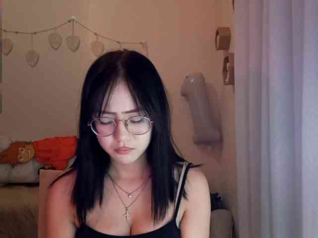 MyrleHenggeler webcam