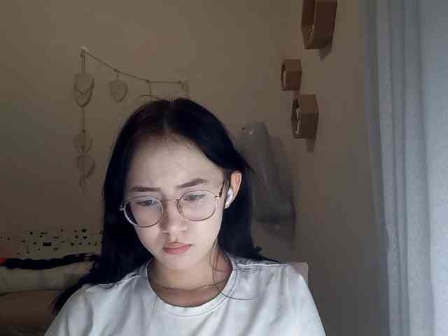 MyrleHenggeler webcam
