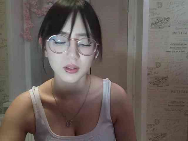 MyrleHenggeler webcam