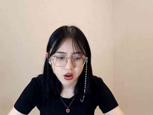 MyrleHenggeler webcam