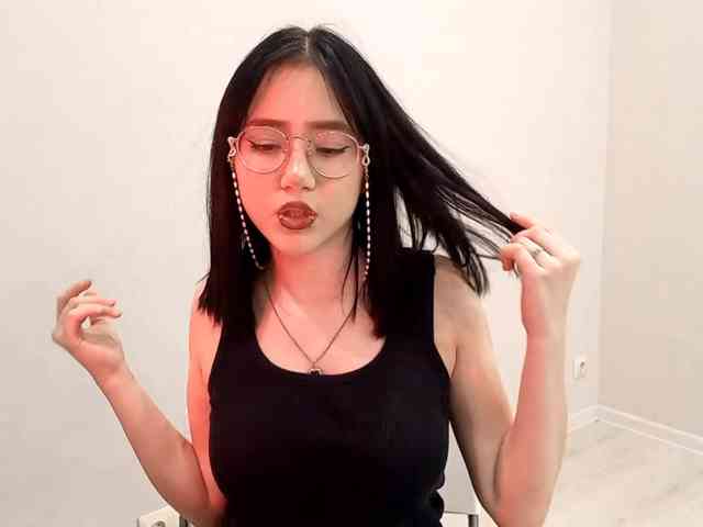 MyrleHenggeler webcam