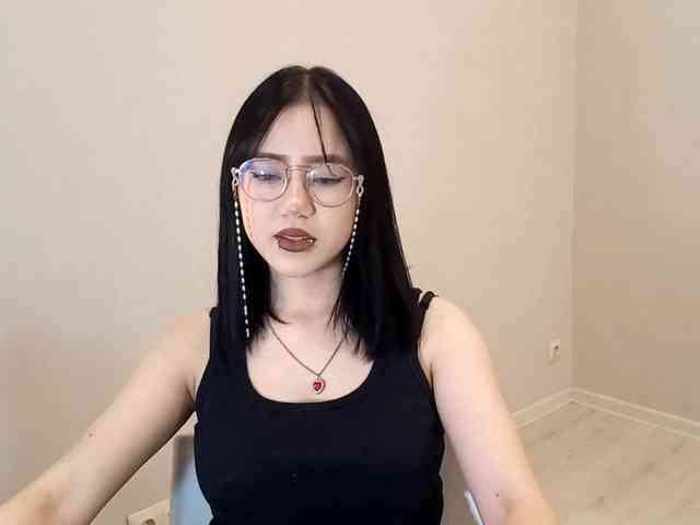 MyrleHenggeler webcam