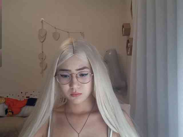 strip chat online MyrleHenggeler