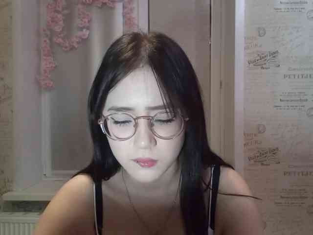 MyrleHenggeler webcam