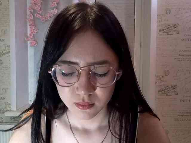MyrleHenggeler webcam