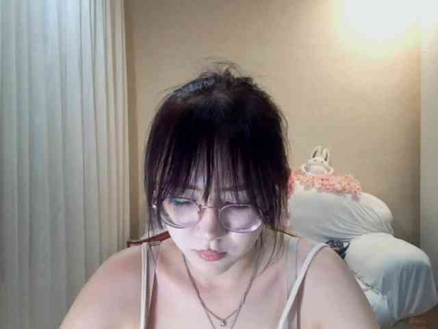 MyrleHenggeler webcam