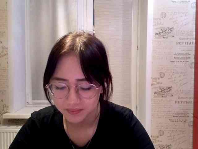 MyrleHenggeler webcam