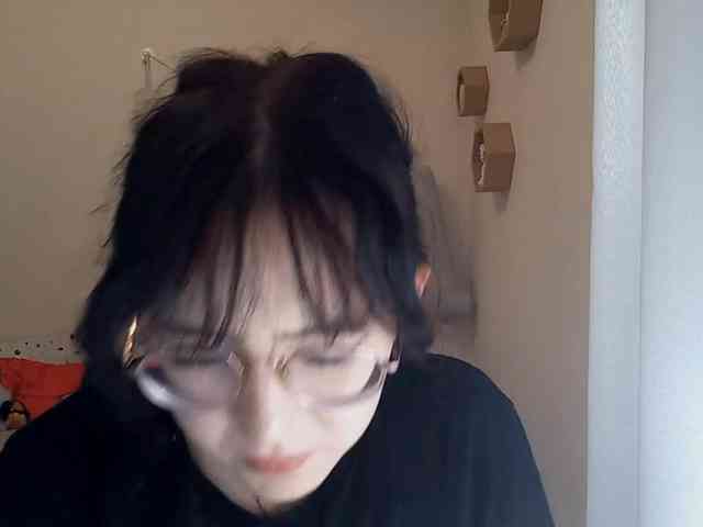 MyrleHenggeler webcam
