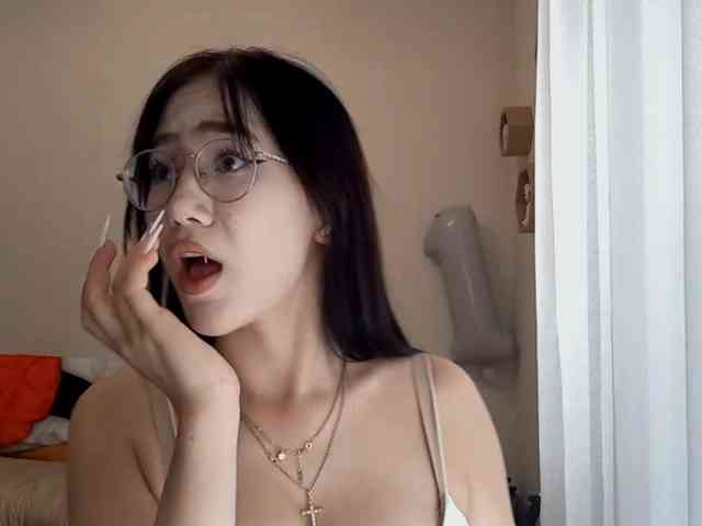 MyrleHenggeler webcam