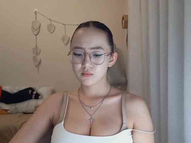 MyrleHenggeler webcam