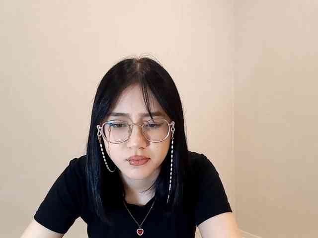 MyrleHenggeler webcam